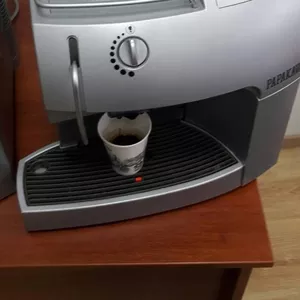 Продам кофемашину Saeco Stratos