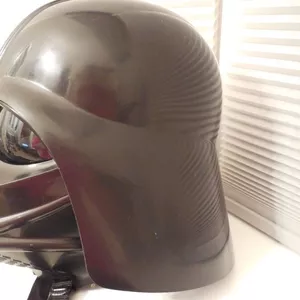 Шлем Дарта Вейдера с модулятором голоса,  в отличном б/у состоянии.