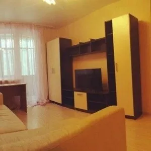 Сдам 2х комн кв-ру в центре по ул.Засумская  3500 грн/мес