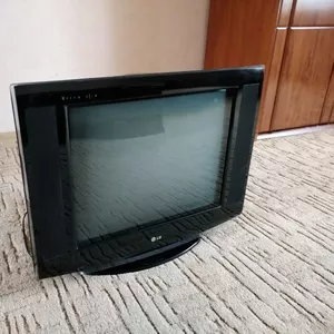 Продам телевізор LG 21SA1RG