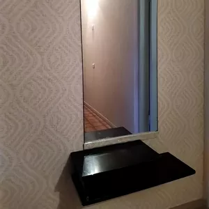 Продам зеркало в прихожую 