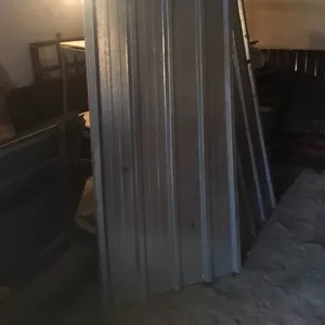 Продам профнастил . Торг уместен.