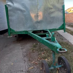Будинок на колесах для кочівлі пасічника