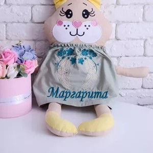 Корпоративні подарунки з вишивкою від Fairytale