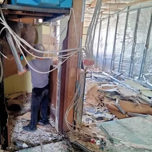 Демонтаж, земляные, спил, уборка, вывоз мусора, подъем материала, высотные работы, ремонт под ключ и услуги печника