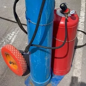Балони в комплекті для газозварювальних робіт
