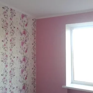 Обклеювання шпалерами недорого Київ 