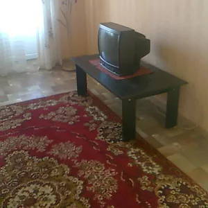 Центр,  2-х комн. квартира,  раздельные комнаты