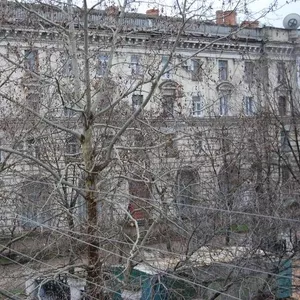   Двухкомнатная ,  центральная горка , ул Советская ,  Севастополь.  