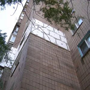 Предлагаем наружное утепление стен полистиролом.
