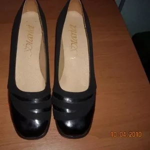 Продам женские туфли 40 размера