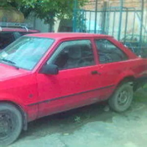Продам Ford Escort 1990 г