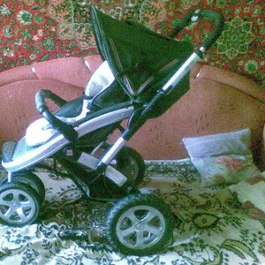 Продам дитячу коляску Geoby Joss