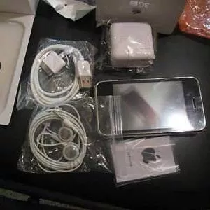 For Sell:Apple Iphone 3gs 32gb----250euro